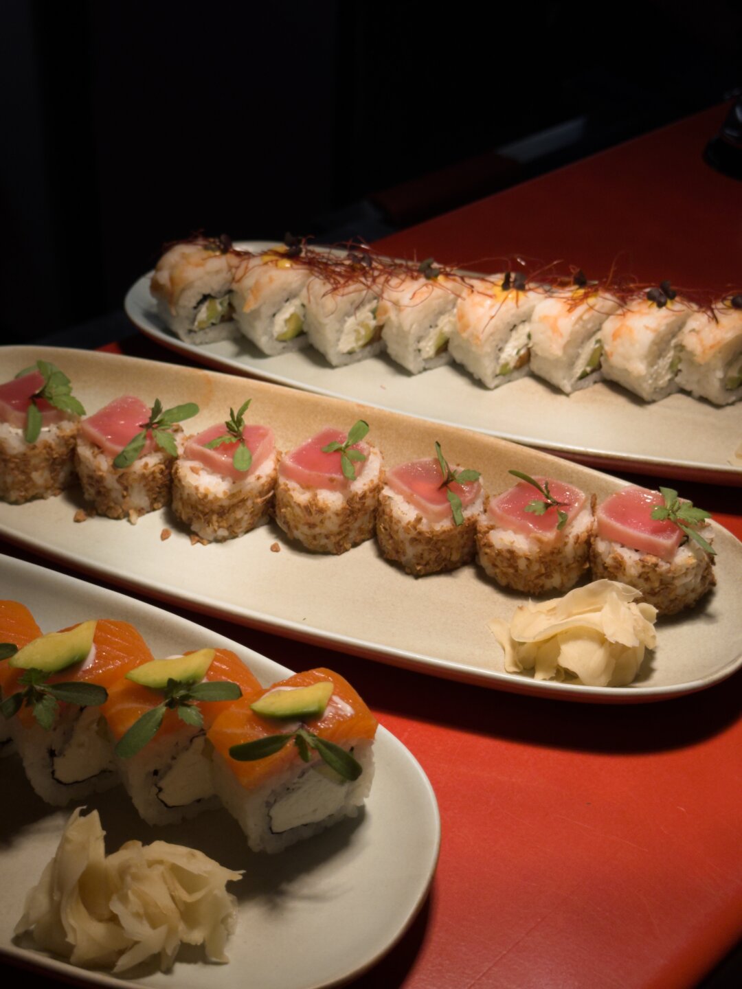 Роллы с татаки тунцом в UmamiKatiko