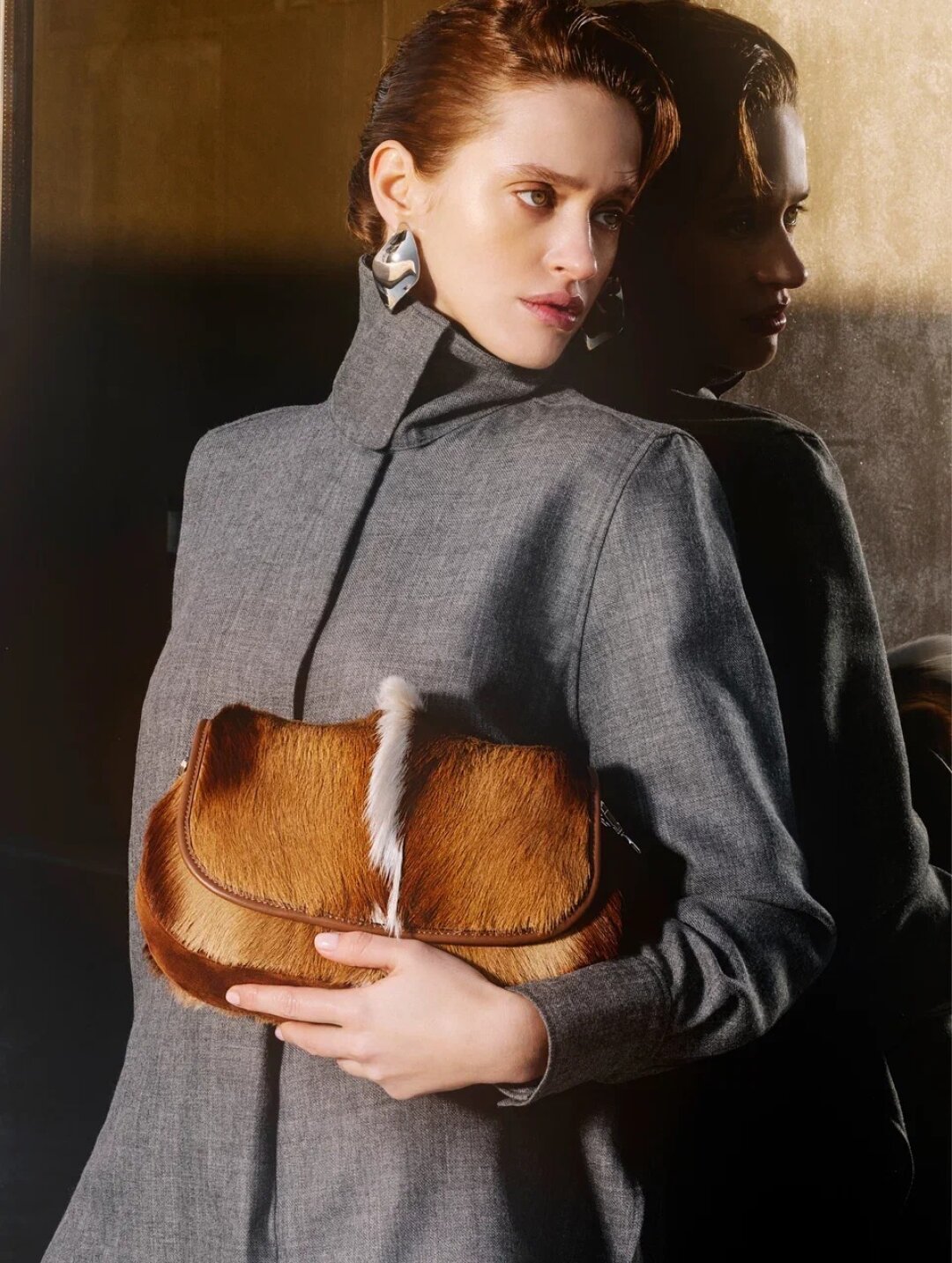 Ворсистая кросс-боди Gianni Chiarini