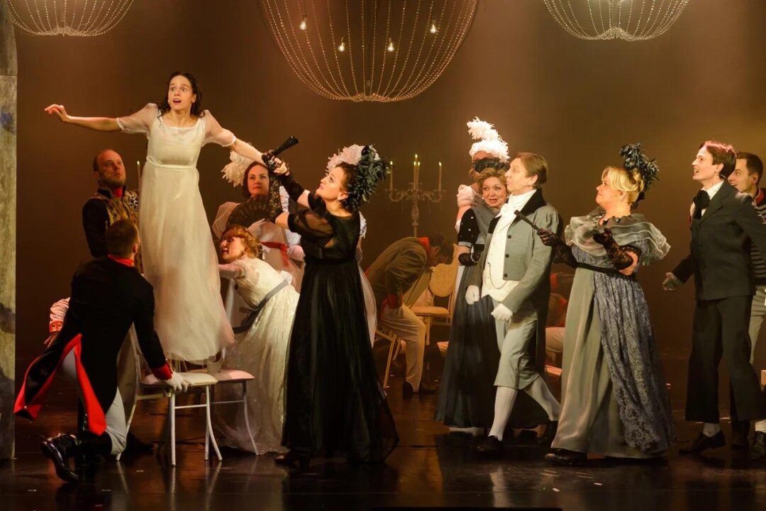 «Война и мир. Первый бал Наташи Ростовой» (16+) Пермского ТЮЗа