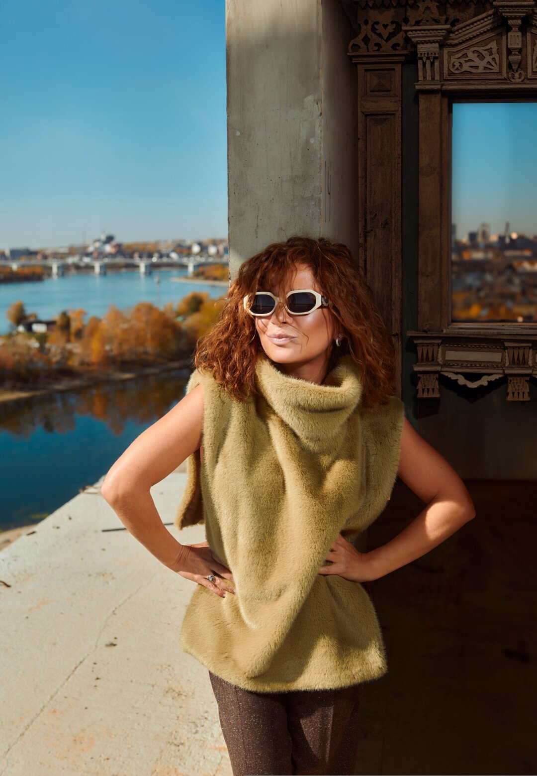 ЕКАТЕРИНА ГОРГОЛО 44 ГОДА владелец, креативный и операционный директор компаний Modul Interior и «Эстетика бытия», больше 15 лет работала в сети «Твой