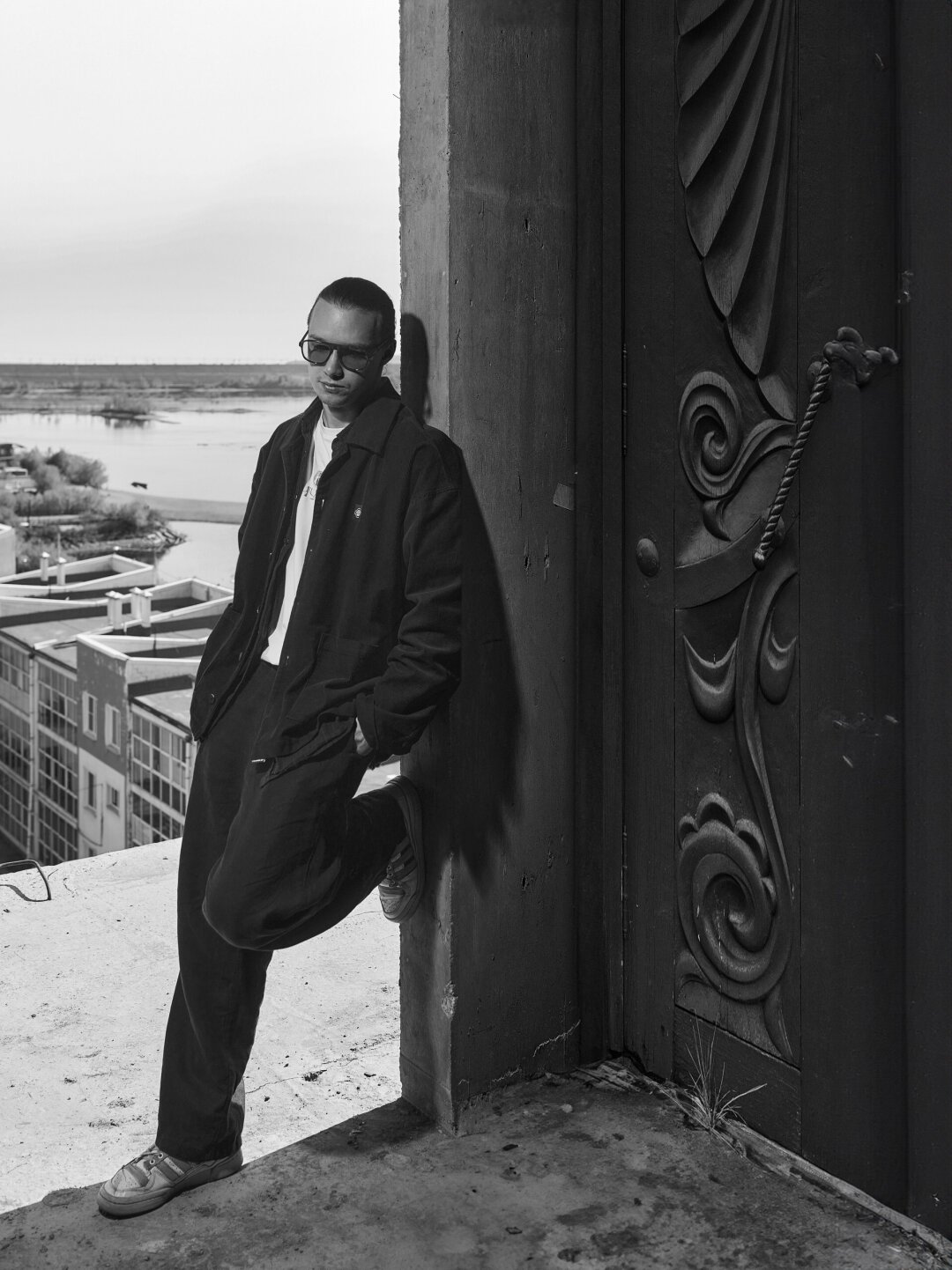 АРТЕМ ЧУХЛЕБОВ, 26 ЛЕТ сооснователь, руководитель бренда «Чулe» родители: Анастасия и Иван Чухлебовы, основатели и генеральные директора бренда «Чулè