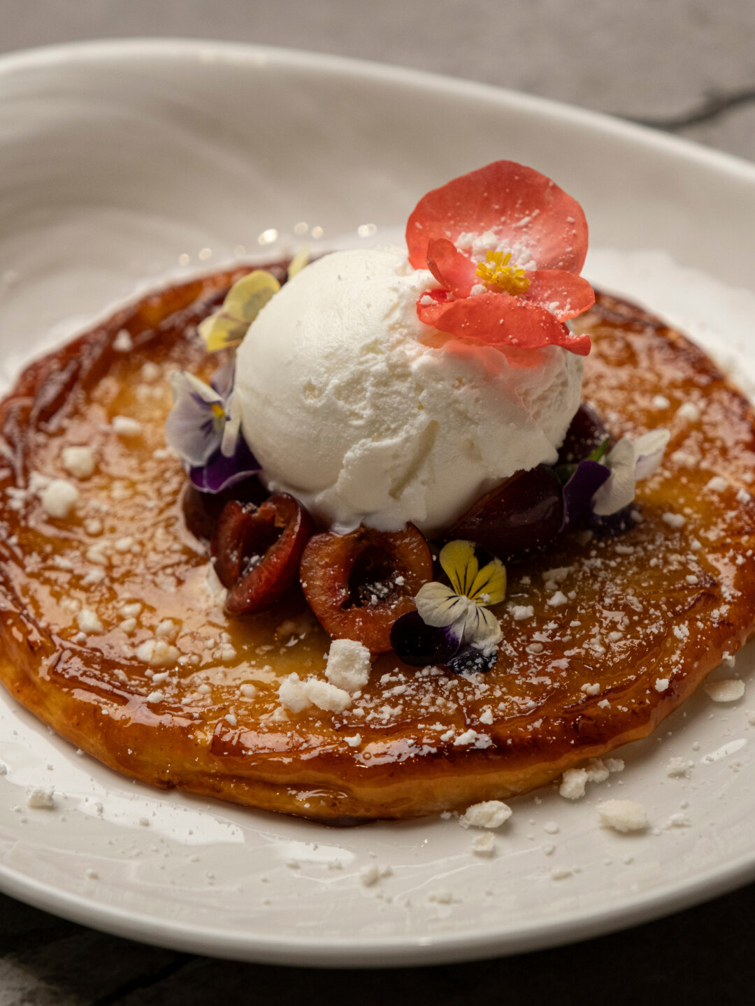 Яблочный теплый пирог в Curtiss