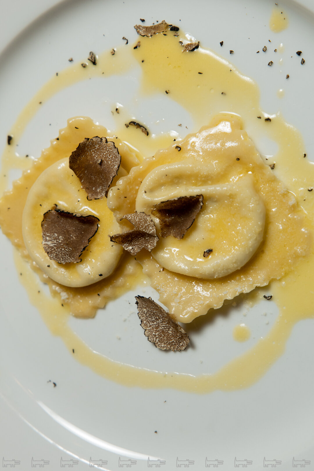 Тортелли с бурратой и черным трюфелем