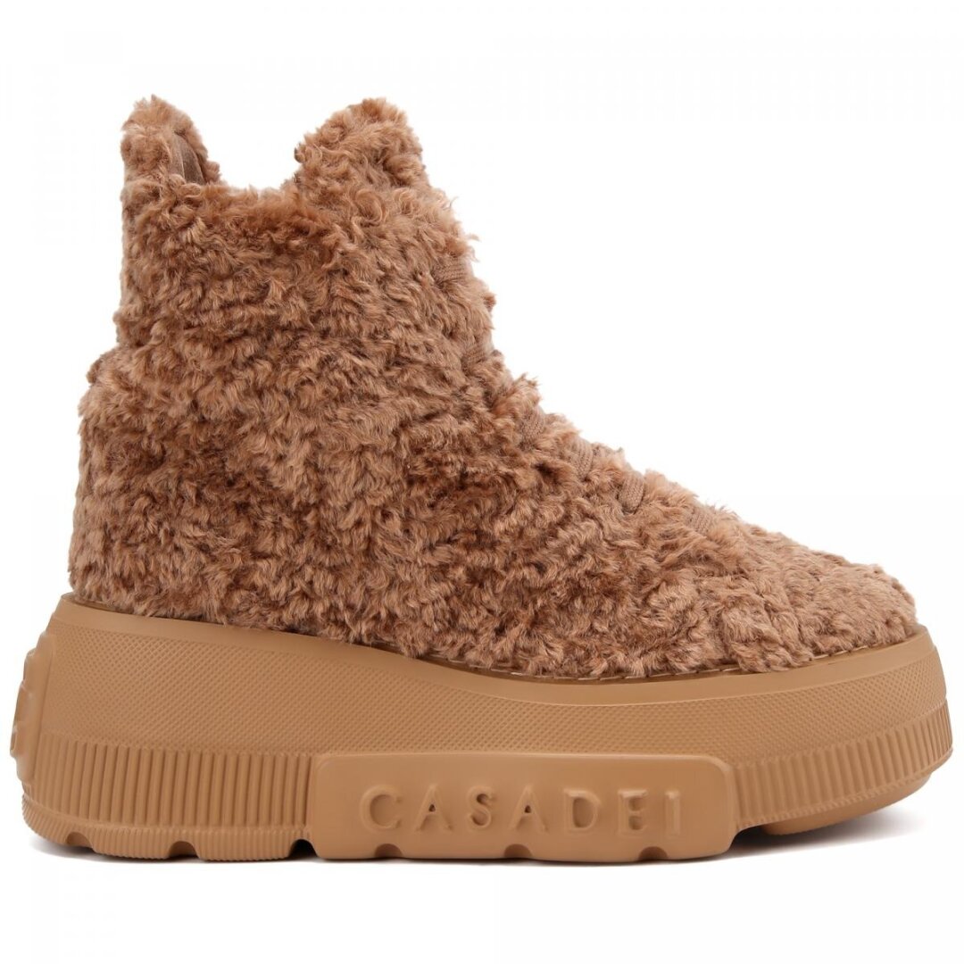 Casadei, NO ONE, 34 990 руб.