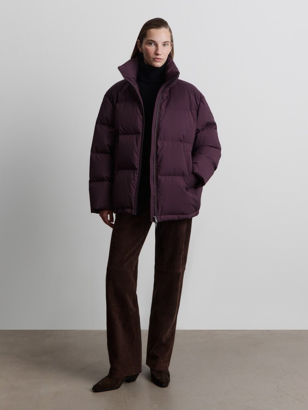 12 Storeez, 39 000 руб.