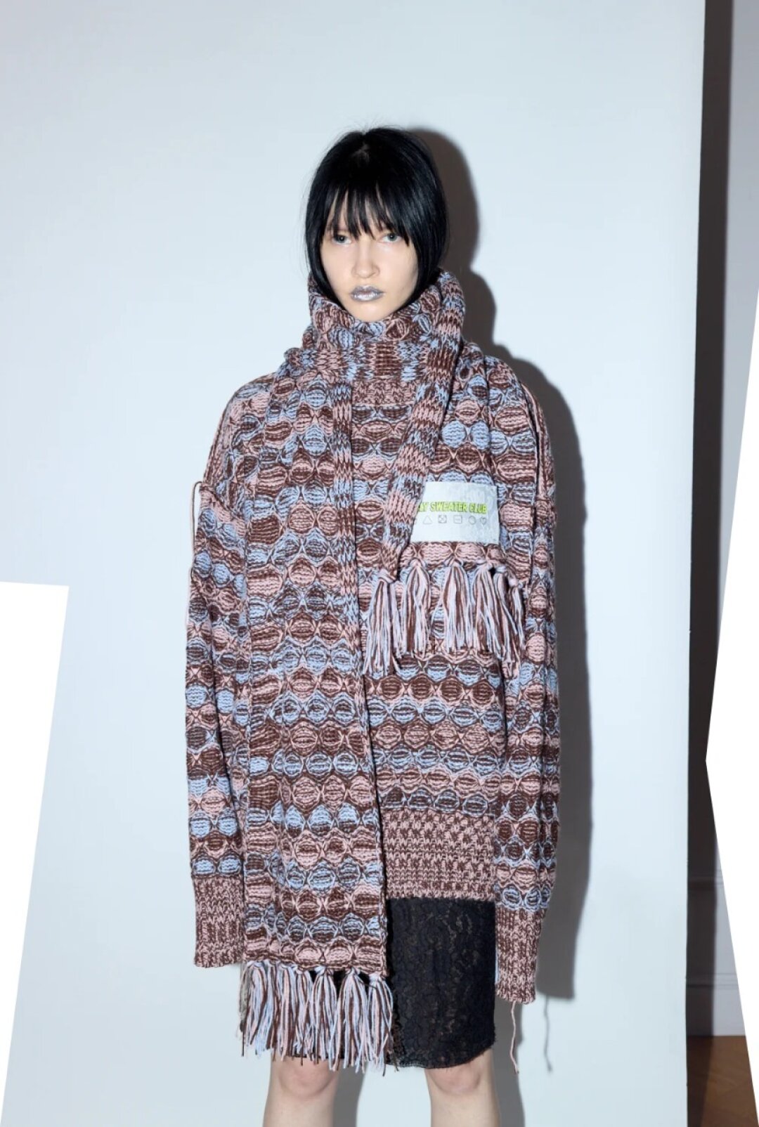 Ugly Sweater Club, 16 000 руб.