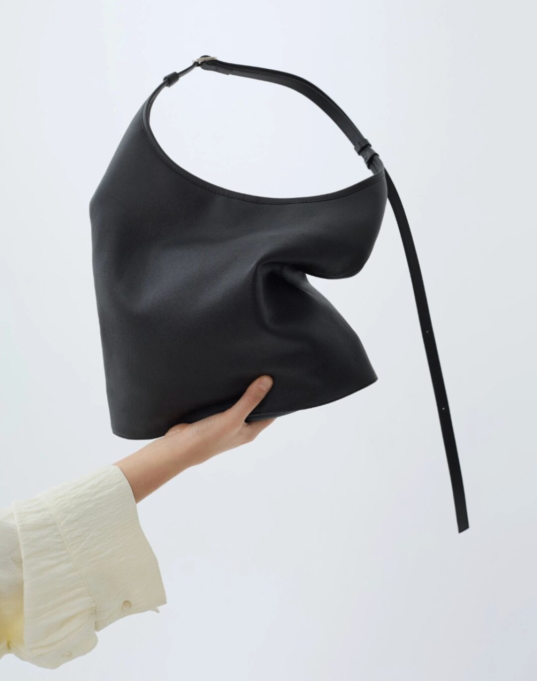 Шоппер Jenek, 32 000 руб.