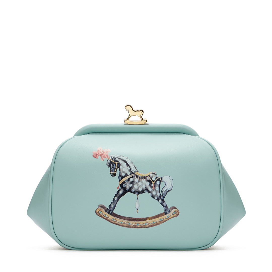 Ulyana Sergeenko, 250 000 руб.