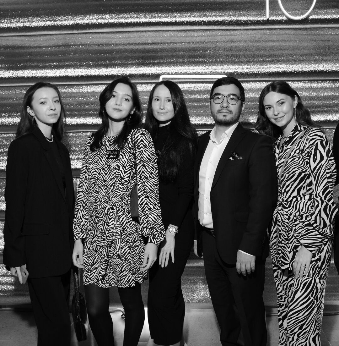 Команда бюро Area: Эльвина Султанова, Нелли Хамитова, Айгуль Кускильдина, Ринат Гузин, Наталья Соболева