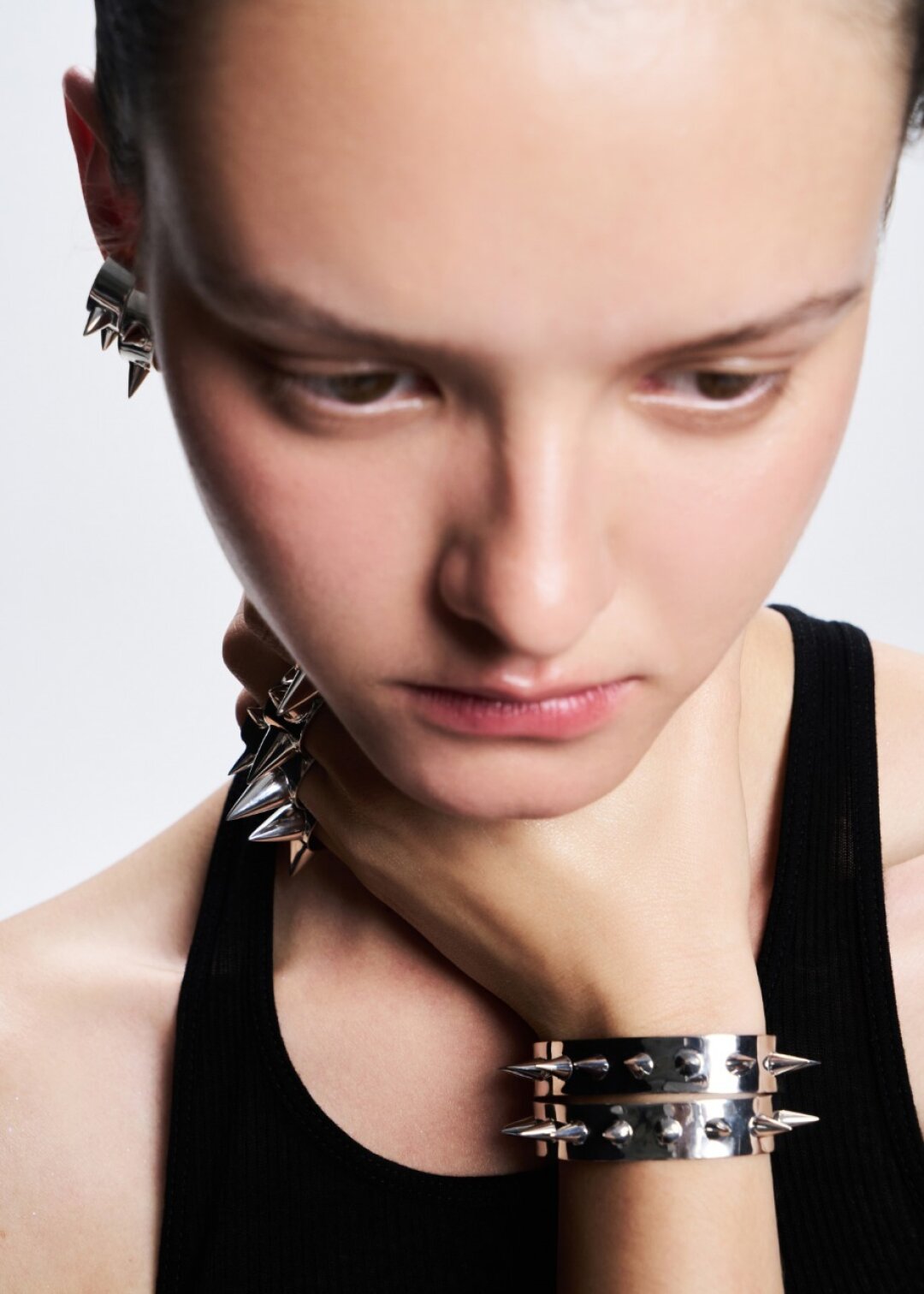 Gosha Kartsev, Poison Drop, 80 000 руб.