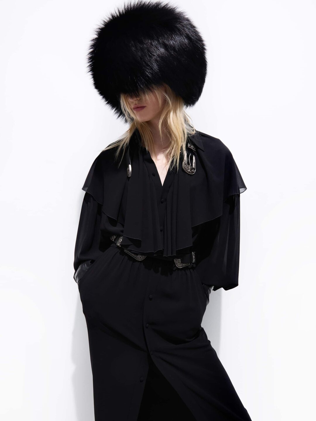 Yana, 98 000 руб.