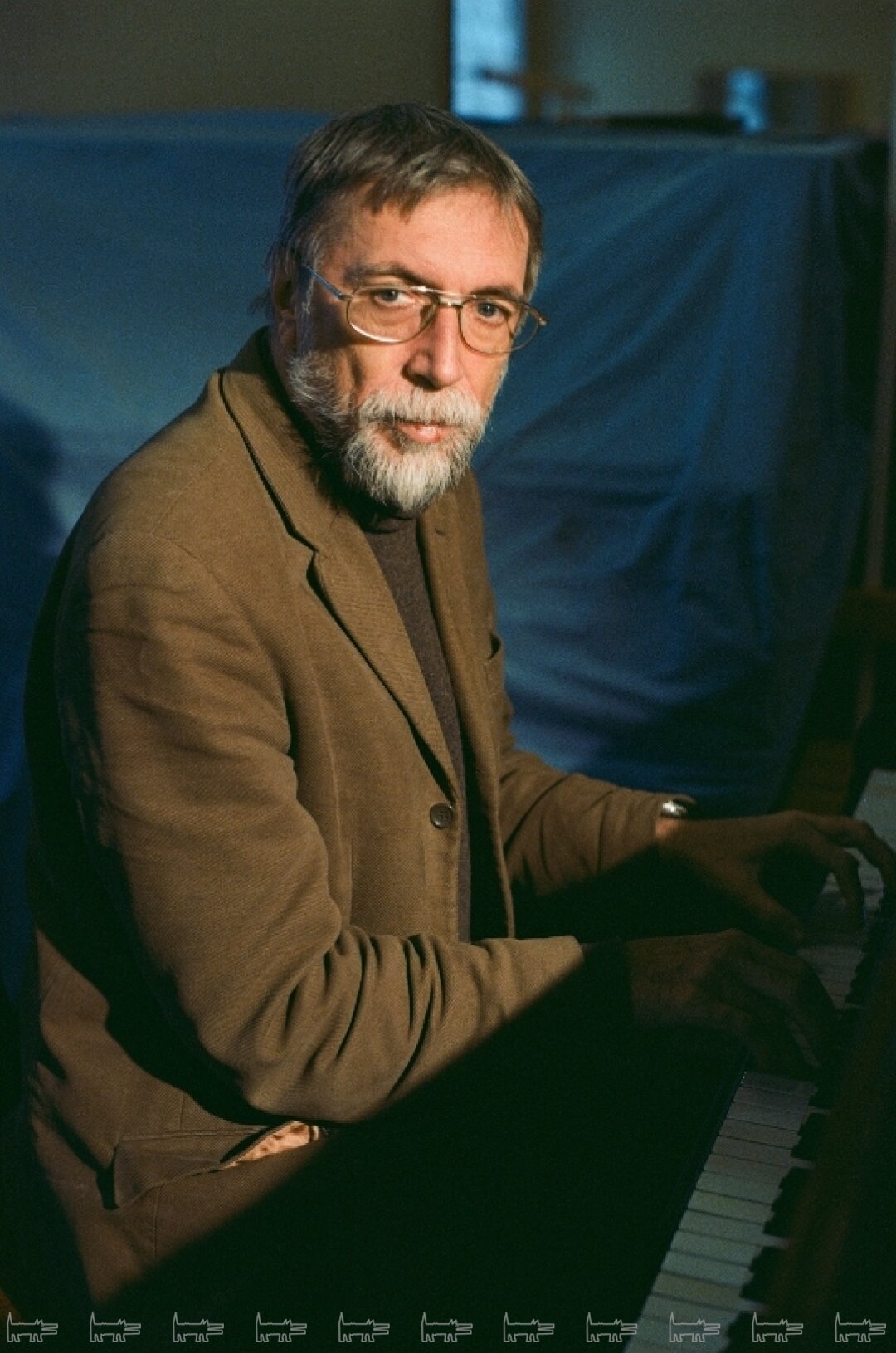 Владимир Мартынов