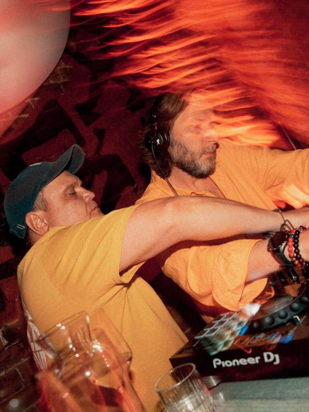 Виниловая вечеринка NO VACANCY