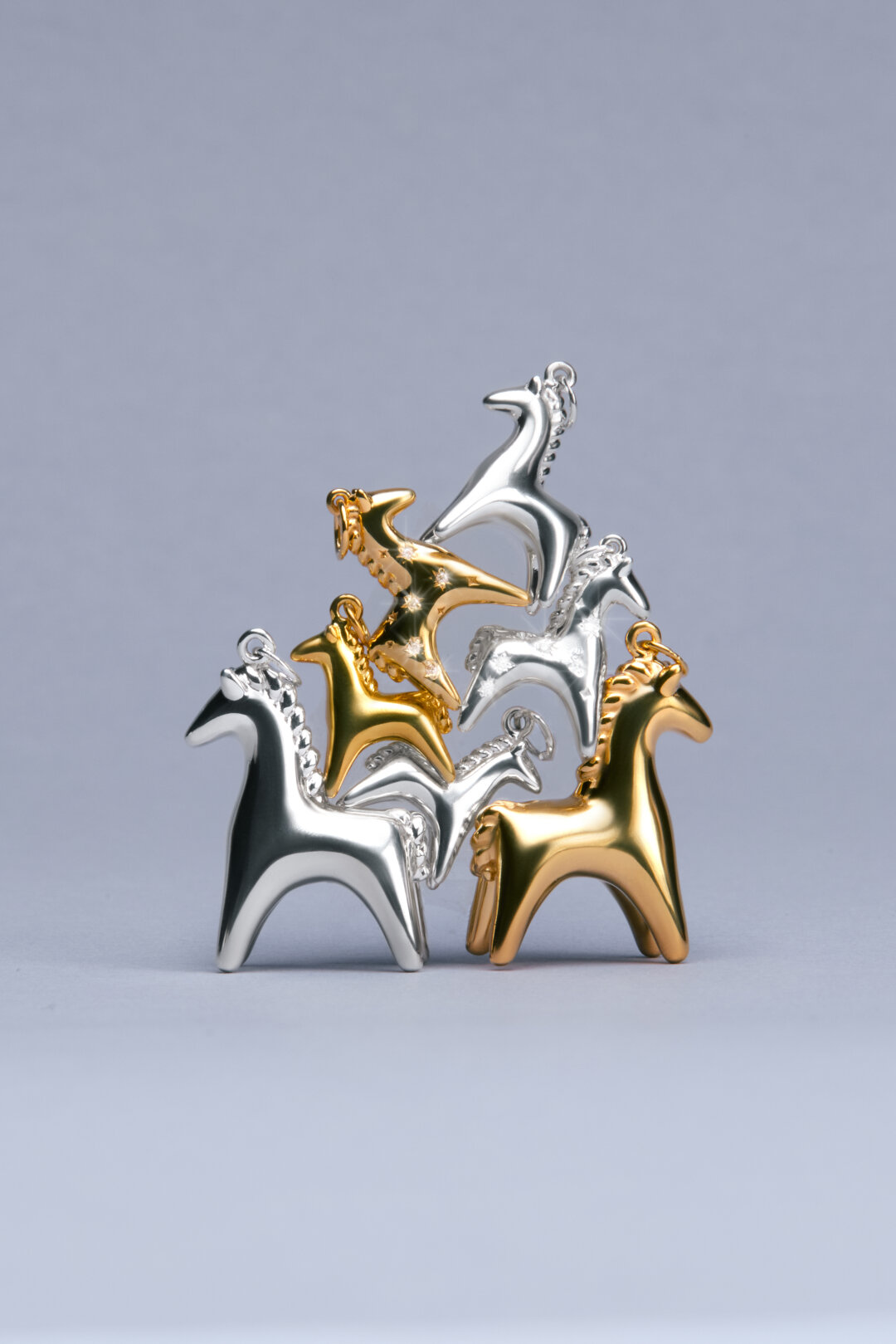 Лошадка Qari Qris, 12 000 руб.