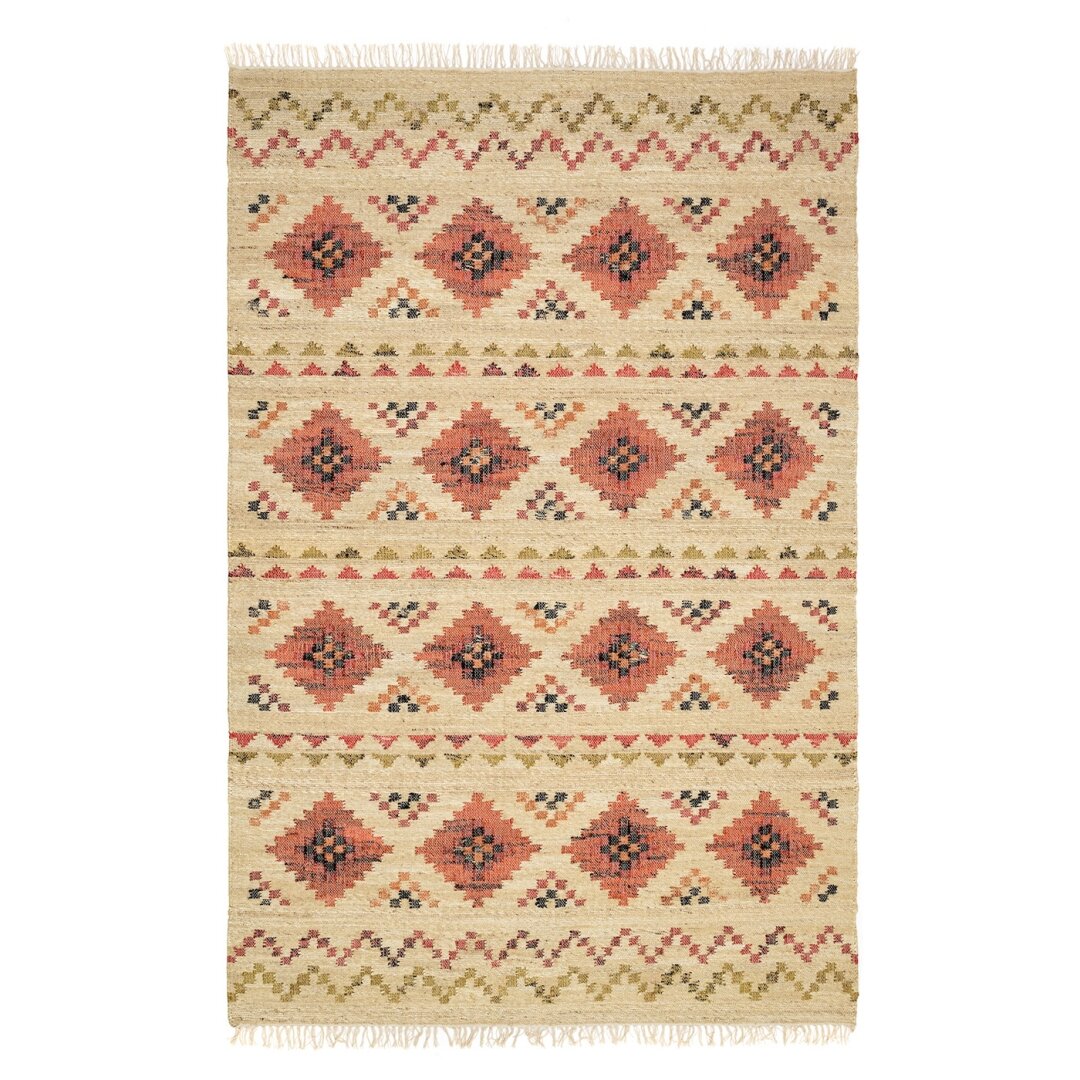 Ковер из шерсти по мотивам башкирских орнаментов