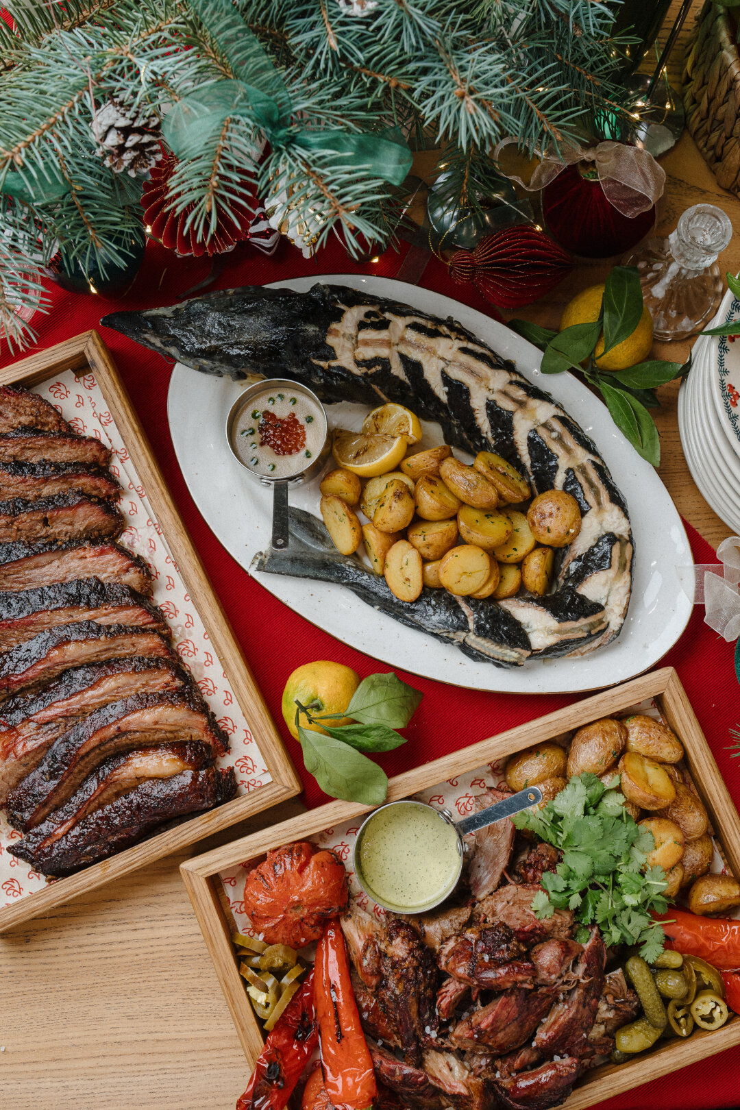 Осетр с бэби-картофелем, «тот самый брискет» и асадо из ягненка в ресторане «Разжигатели»