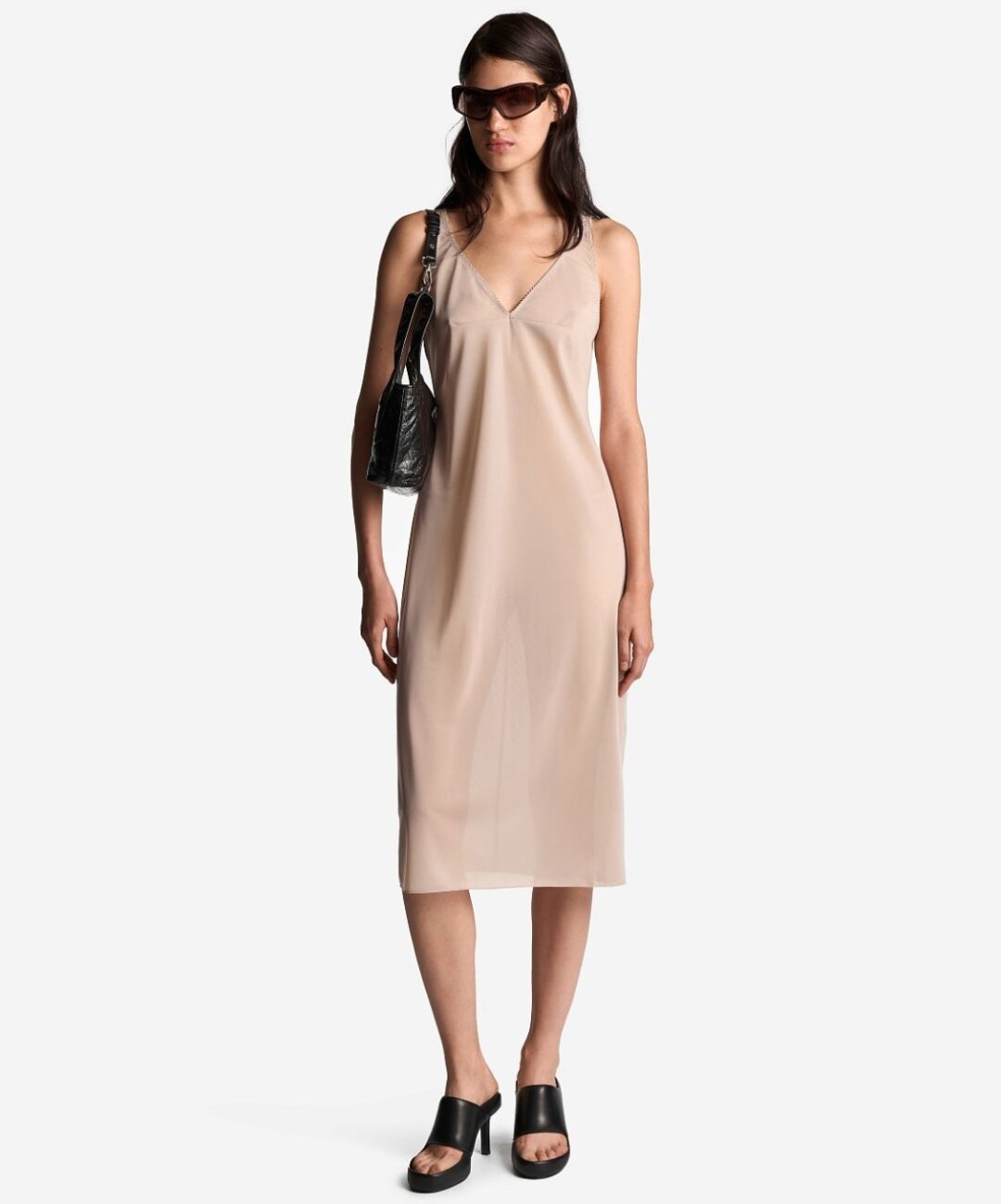 Платье Ushatava, 16 900 руб.