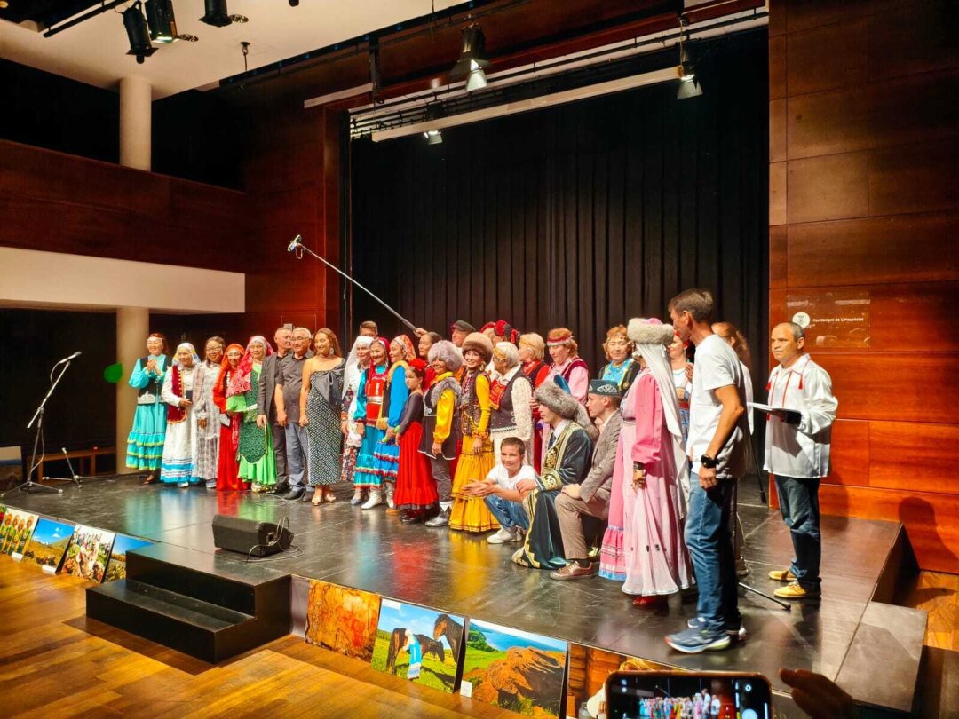 Участники фестиваля на вручении дипломов