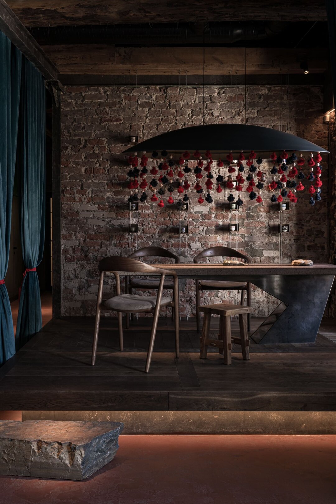 «Лучший дизайн ресторана/кафе/ивент-пространства» – AB PRSPKT в коллаборации с Эльдаром Мирсаяповым (чайный магазин «Мойчай.ру», г. Казань)