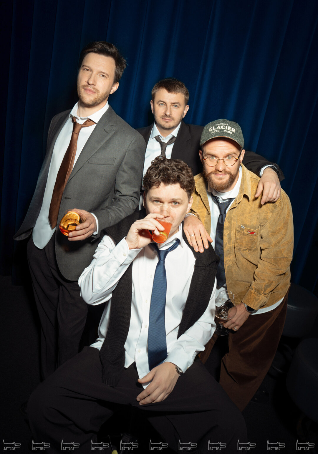 Слева направо, сверху вниз: Никита Капитуров: рубашка, пиджак и галстук BOGGI MILANO; Иван Пуденков, Николай Орехов, Александр Гутаковский: рубашка и