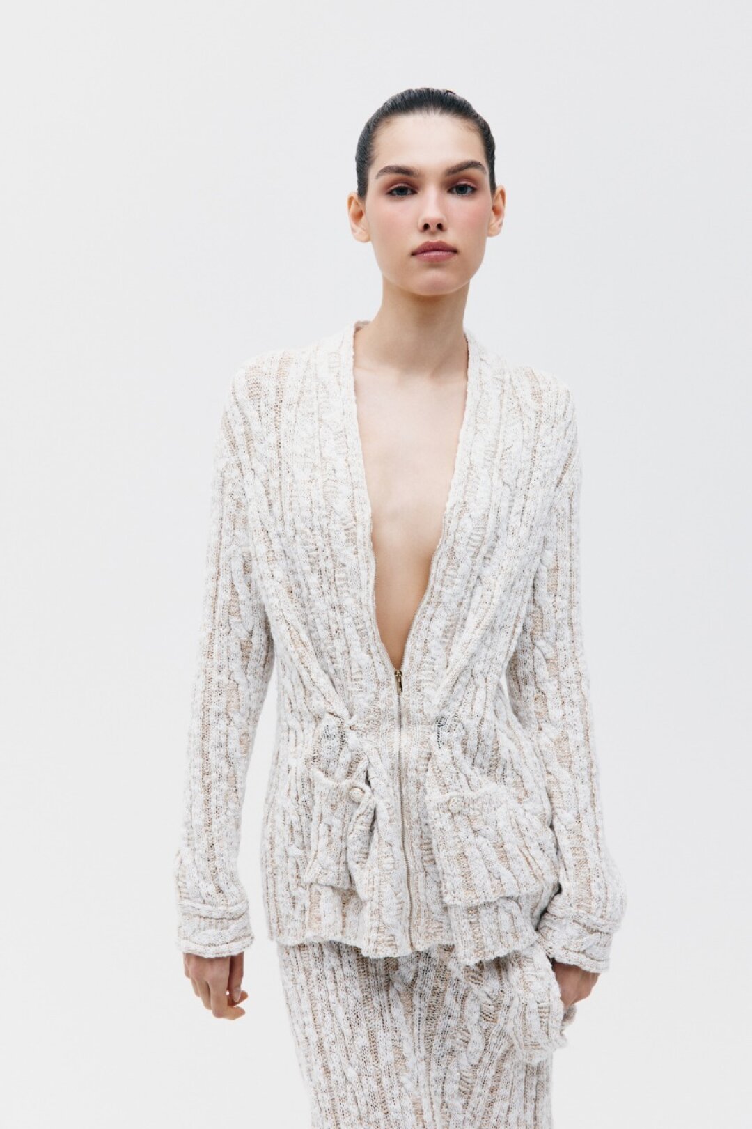 AND The Brand, 52 100 руб.