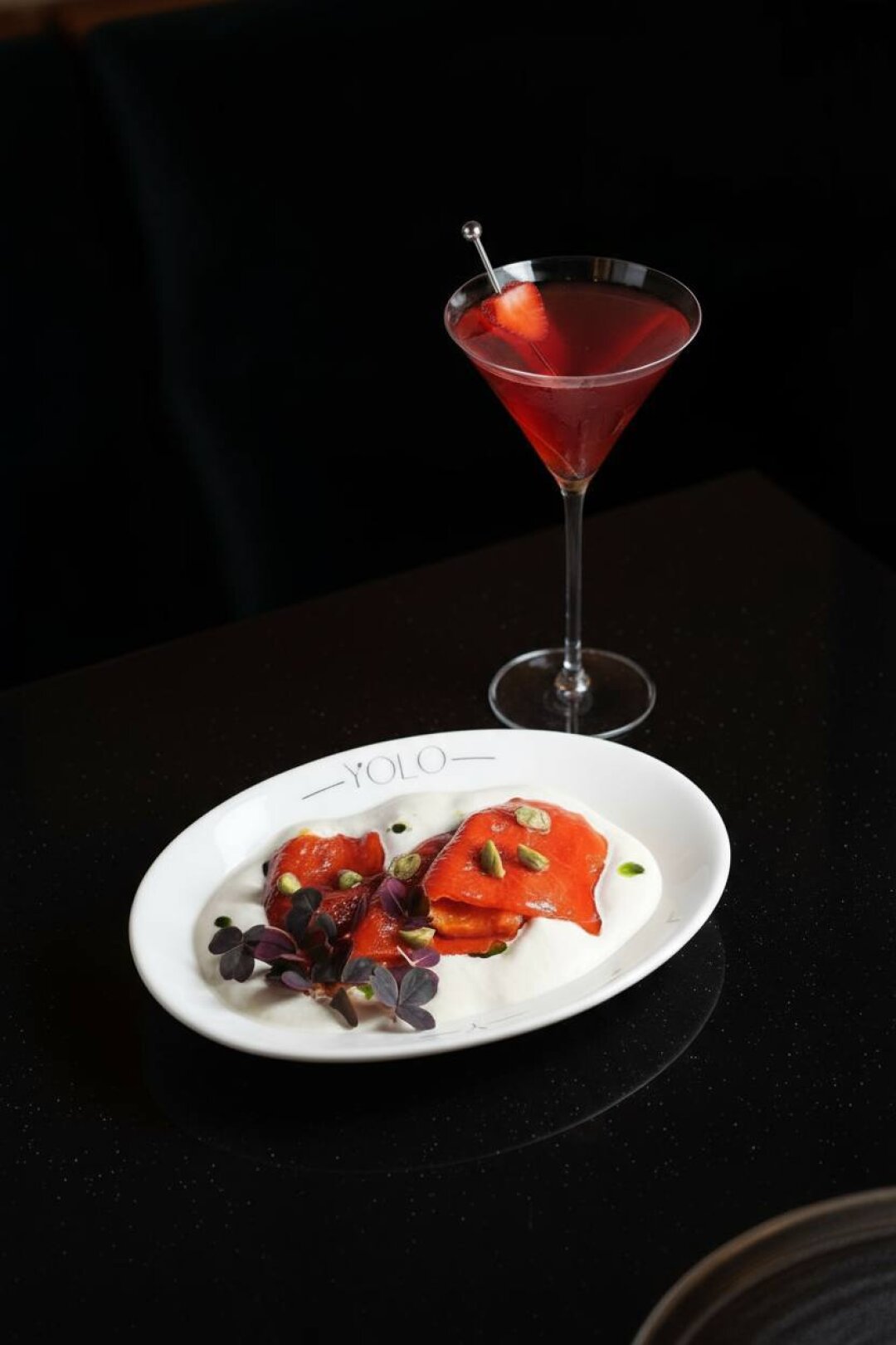 Спешл от Yolo