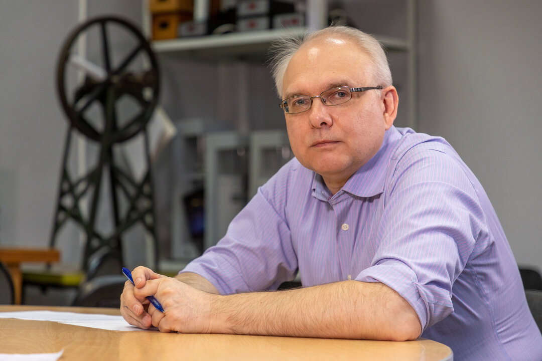 Алексей Маслов