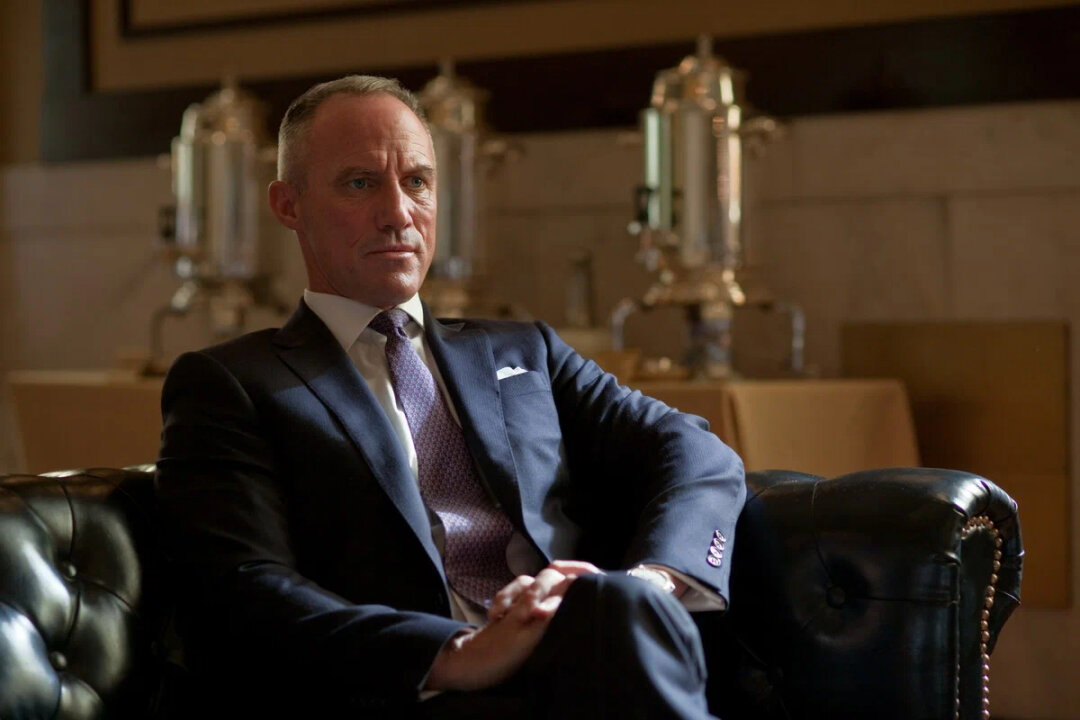 Кадр из фильма «Области тьмы»