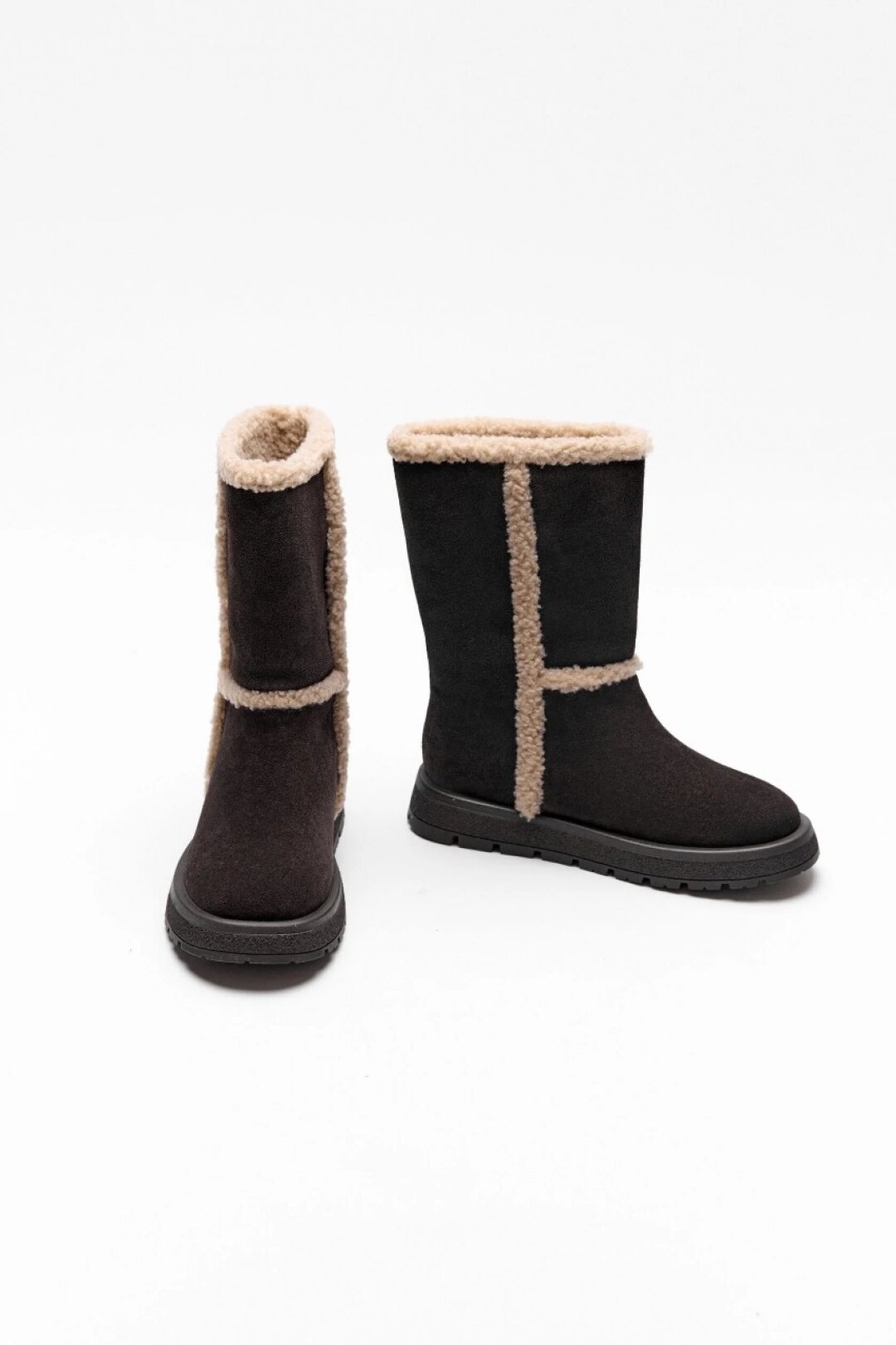 Сапоги Sheshoe, 8 720 руб.