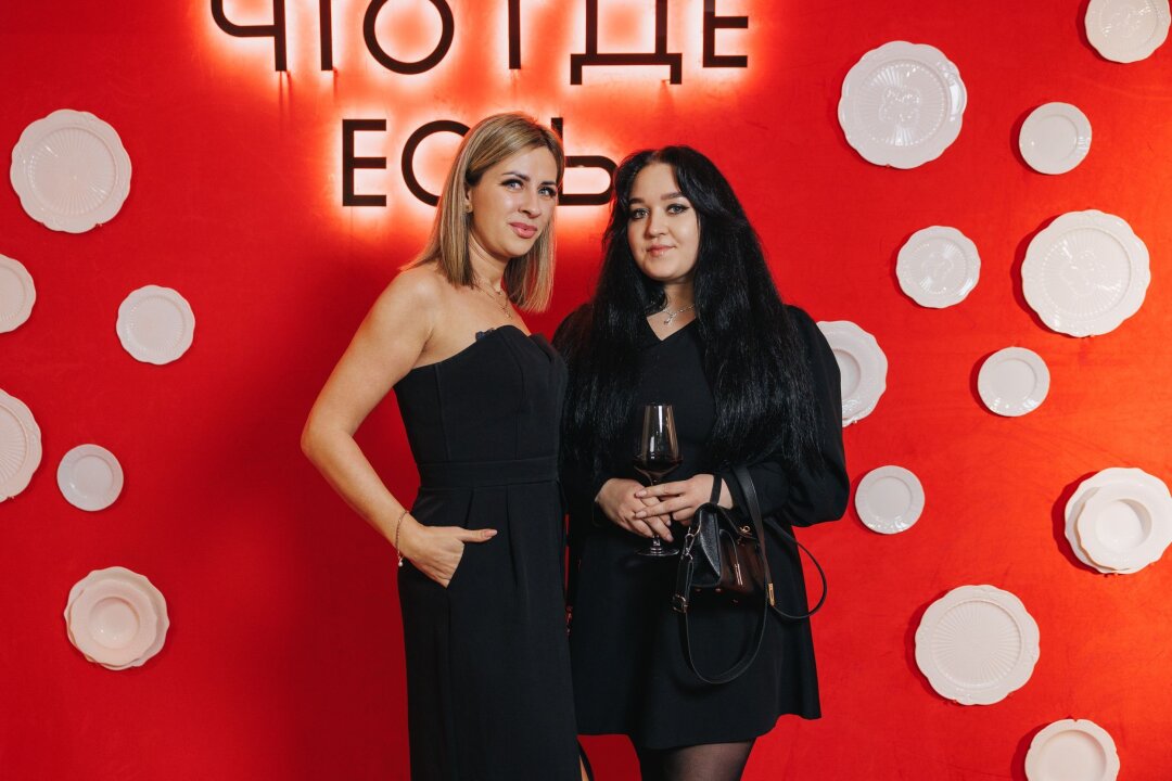 Ольга Муравьева, Белла Коршунова