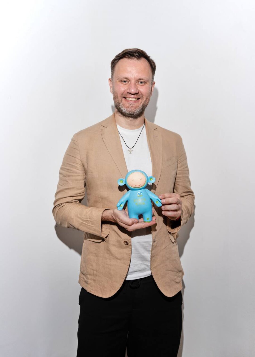 Художник Евгений Борисенко