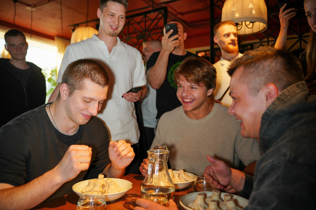 Турнир по поеданию хинкали