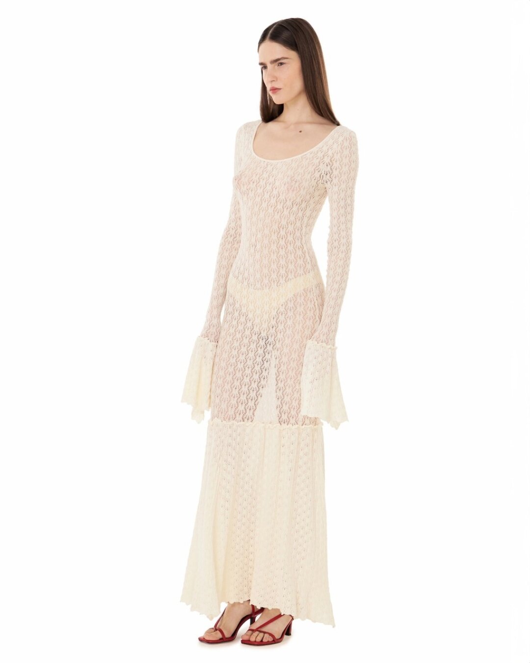 Платье Sorelle Era, 45 000 руб. 22 500 руб.