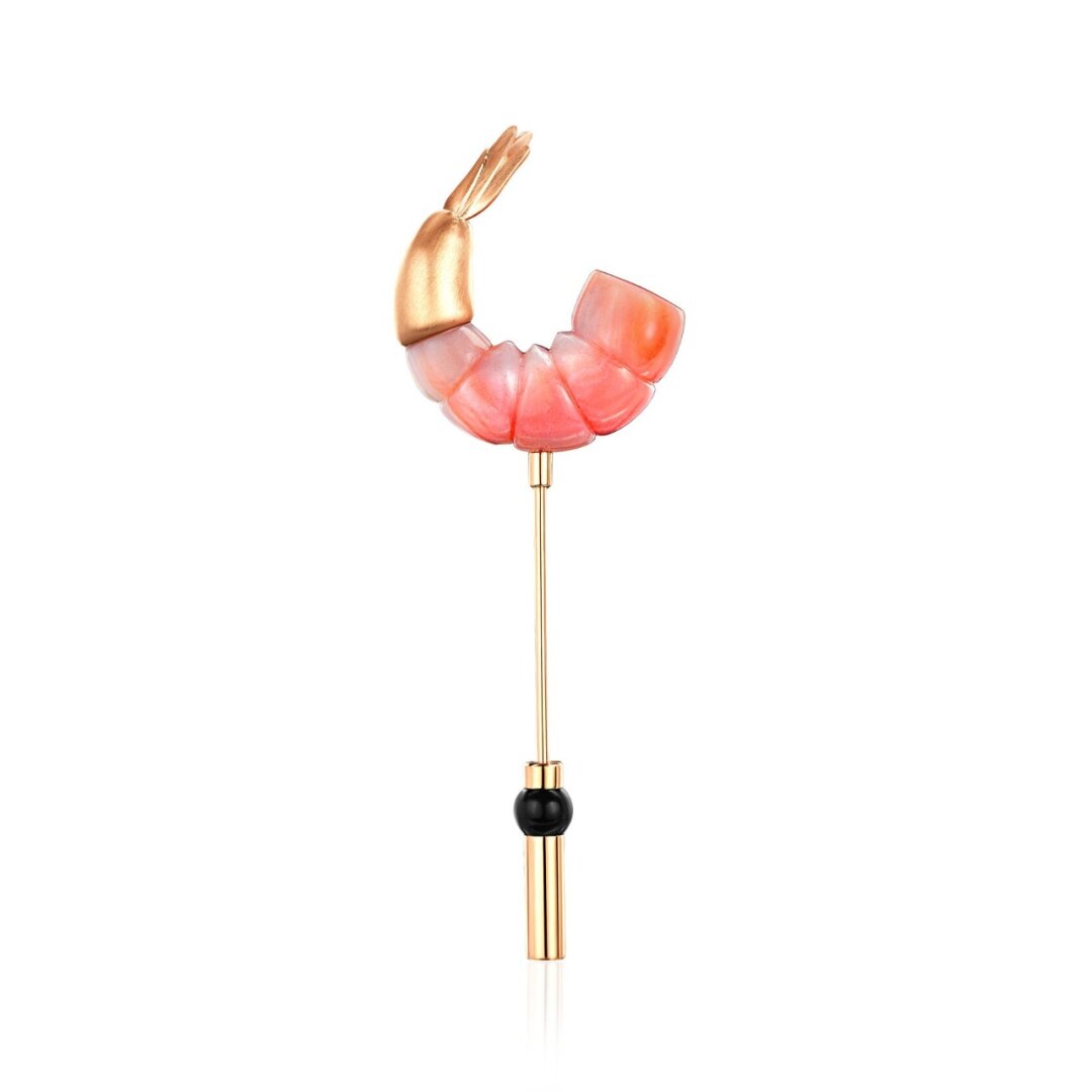 Брошь Letters&Stones, от 330 000 руб.