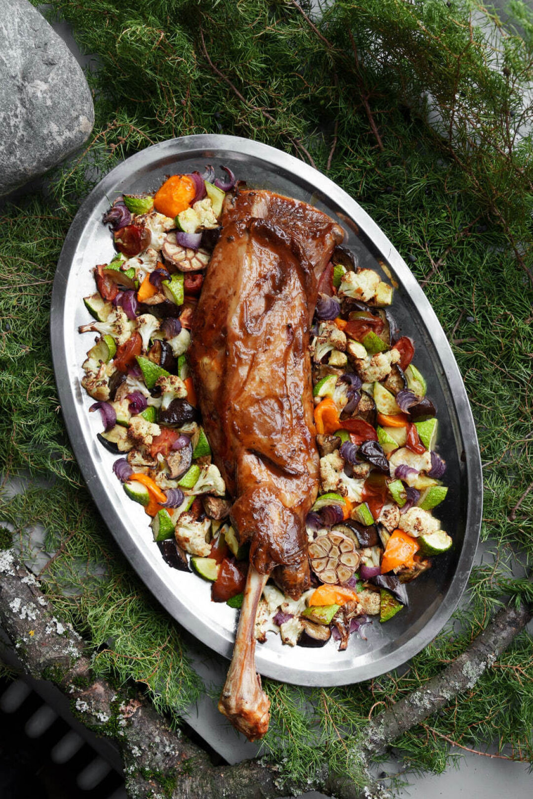 Запеченный козленок с грушевым маринадом