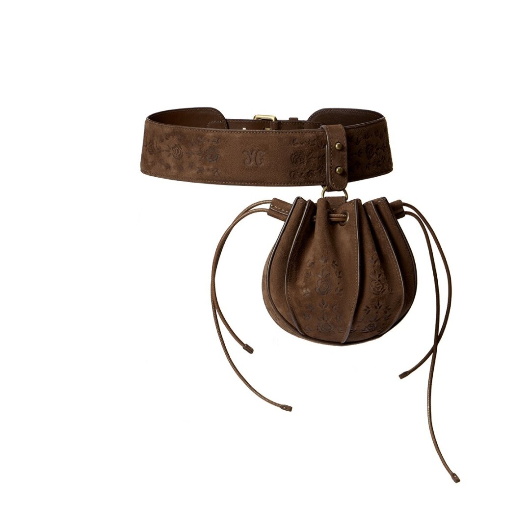 Ulyana Sergeenko, 420 000 руб.