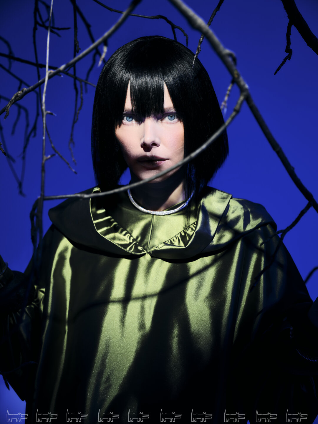 На Елизавете: колье и браслеты FERRIFIRENZE (Mercury), платье TOPAZA PELLA