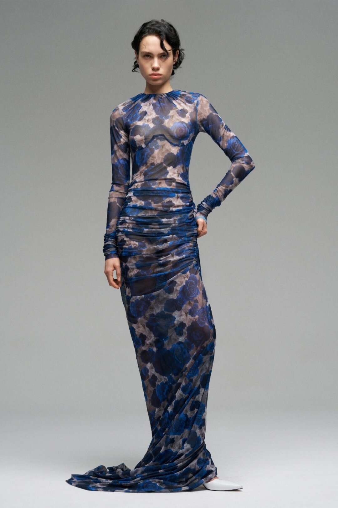 Платье Walk of Shame, 85 000 руб.