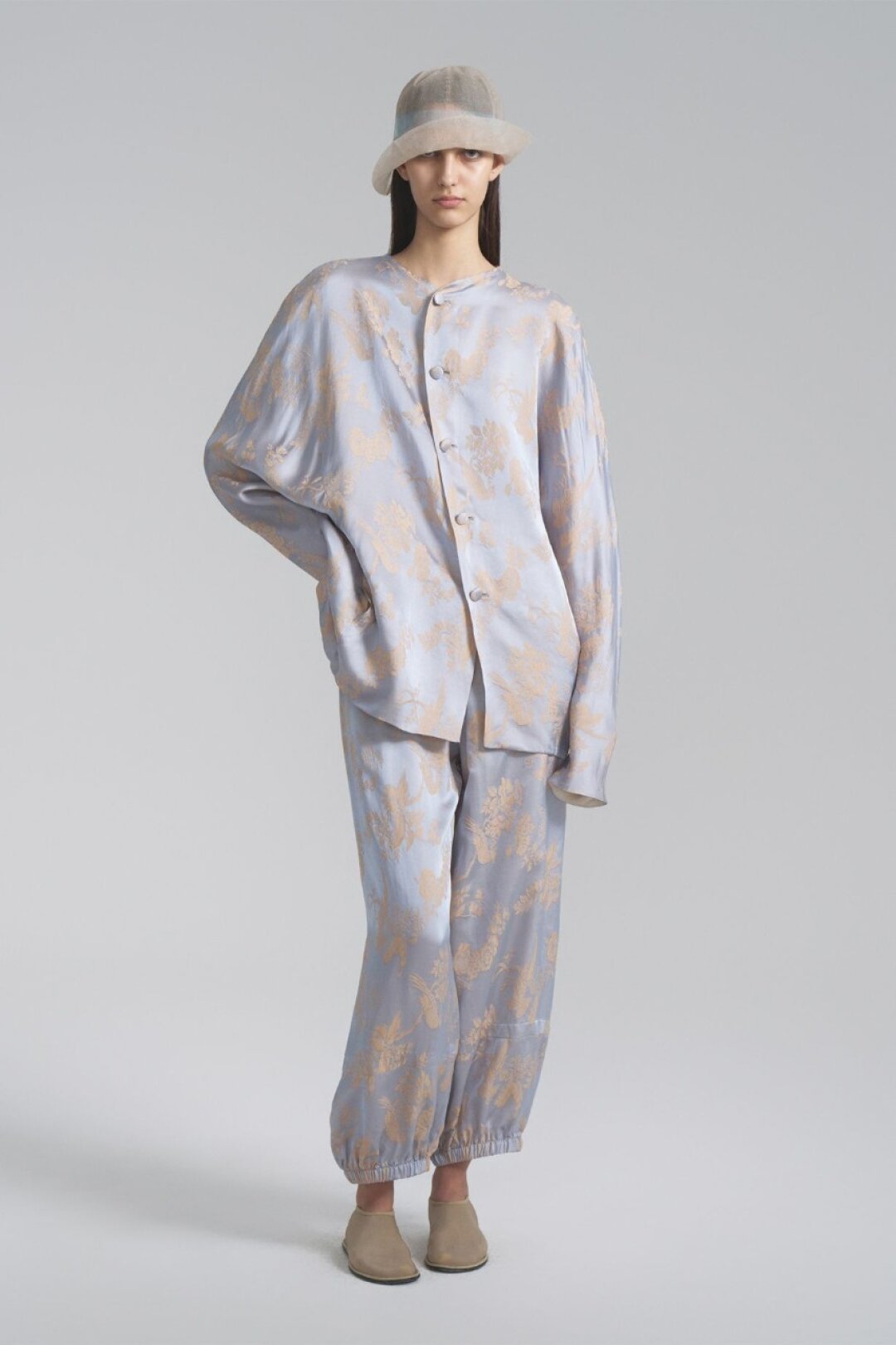 Костюм Level44, 59 900 руб.