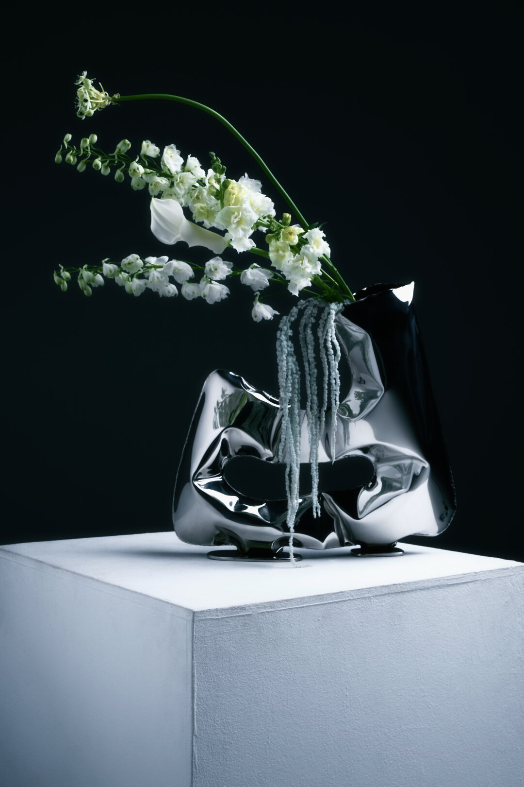 Ваза, выполненная методом гидроформинга. Фото: Артем Строганов.