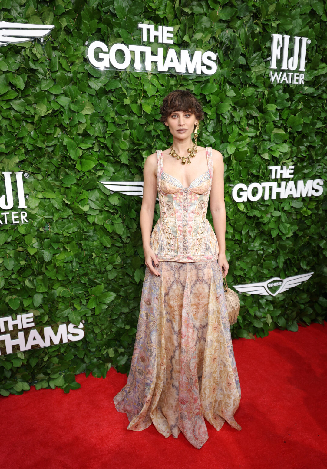 Ирина Кро Айке в Zimmermann