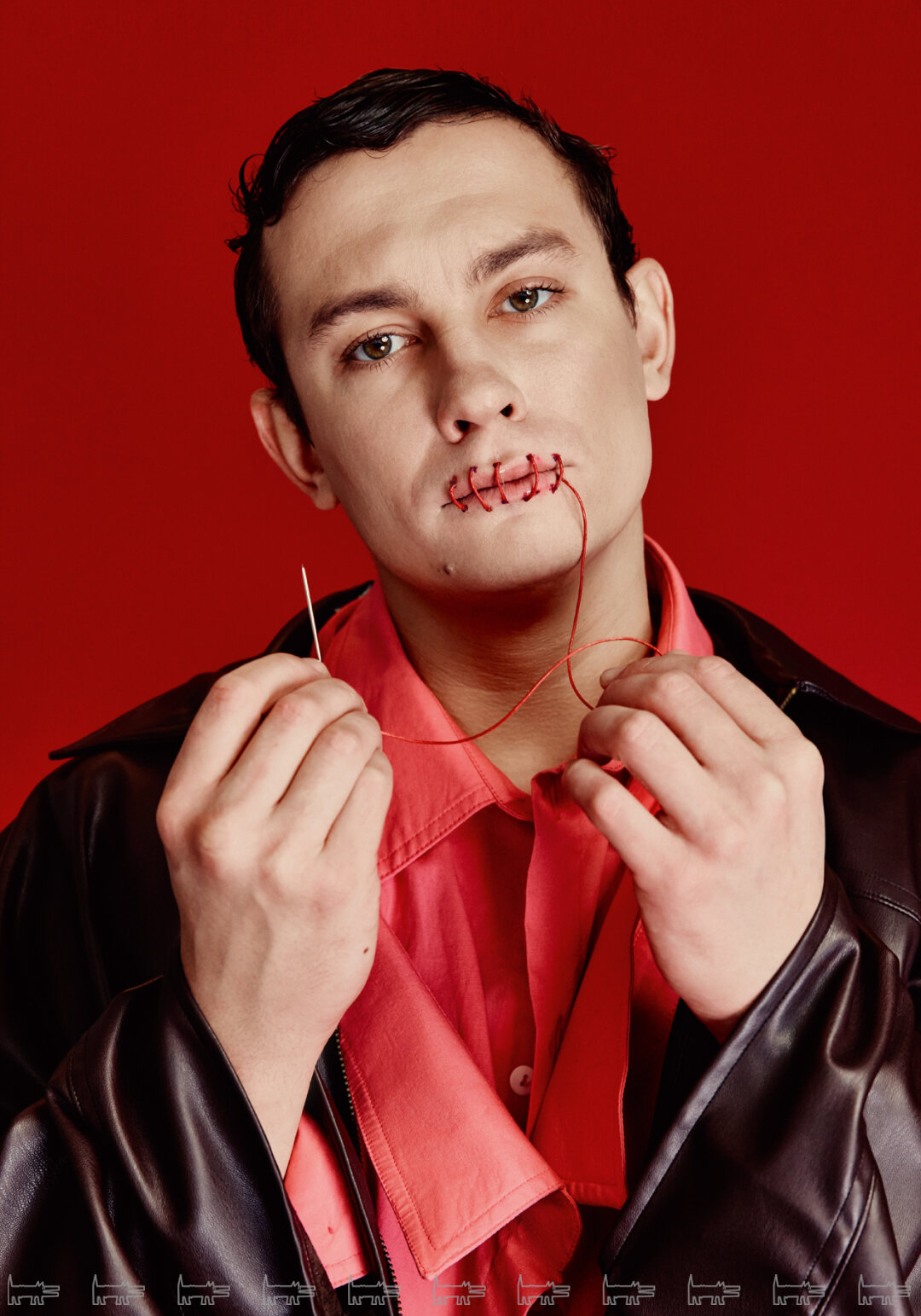 На Никите: рубашка BÁKHTIN, куртка LANA STOLYARCHUK