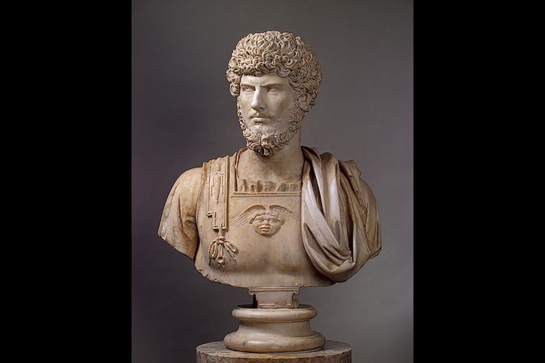 Бюст императора Люция Вера. Древний Рим. 244–249 годы