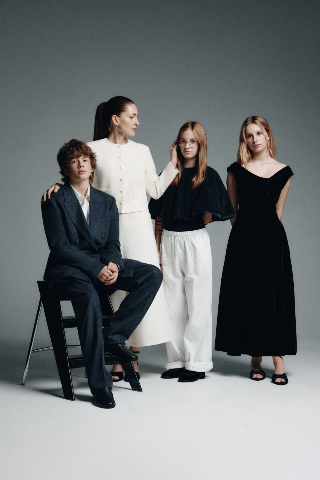 Анна Семак, Варя Семак. Савва, Илария