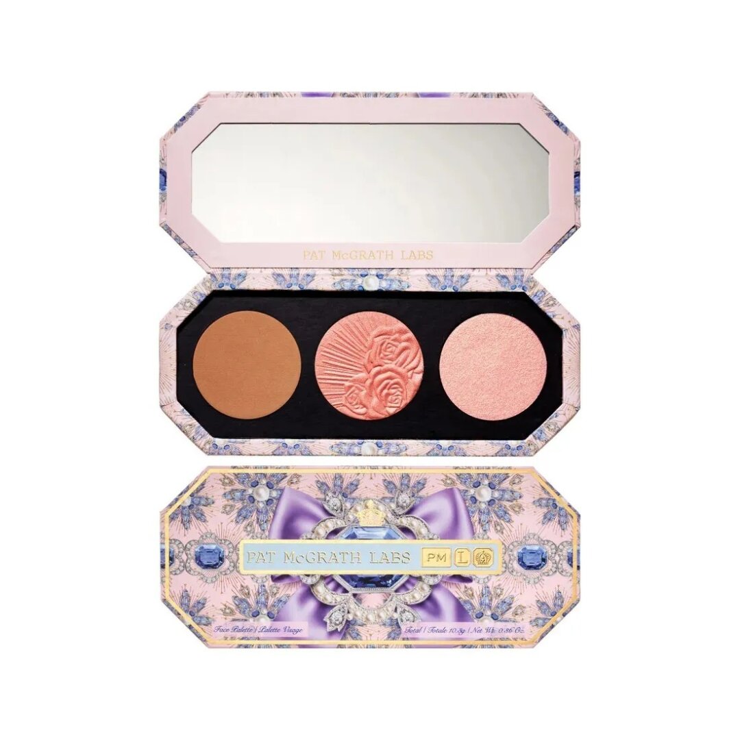 Палетка с румянами, бронзером и хайлайтером Pat McGrath Labs, «Иль де Ботэ», 3 525 руб.