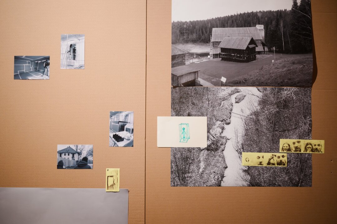 Выставка «В поисках перпендикуляра»