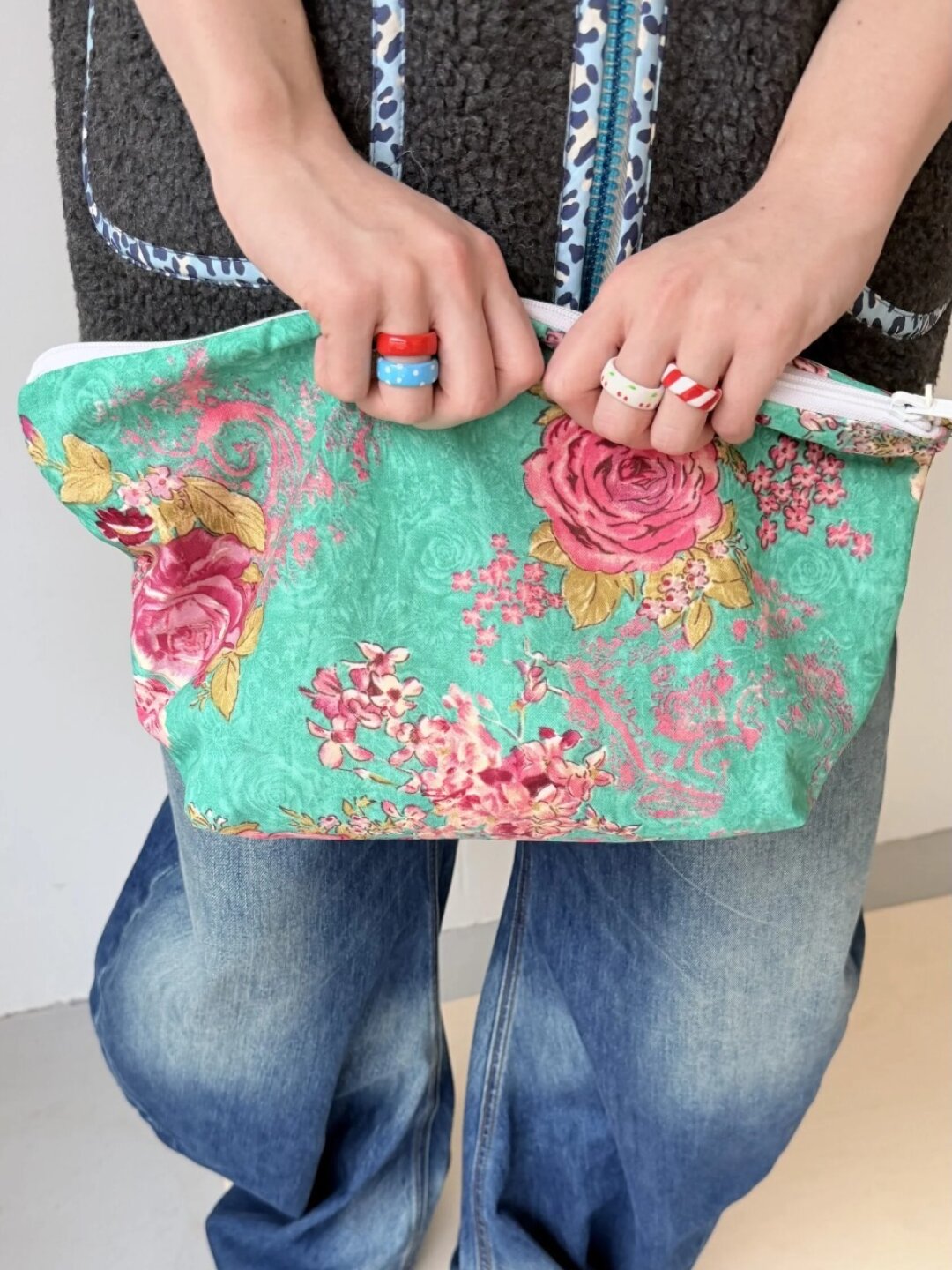 Косметичка Yallo, 3 290 руб.