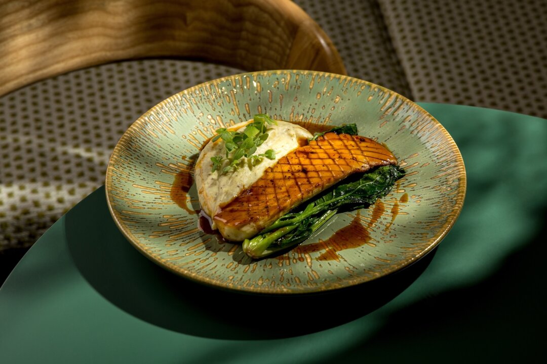 Стейк из эринги с картофельным пюре, 800 рублей