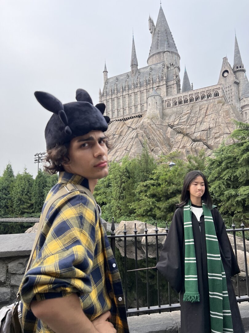 Замок Хогвартс в парке, посвященном «Гарри Поттеру», Китай