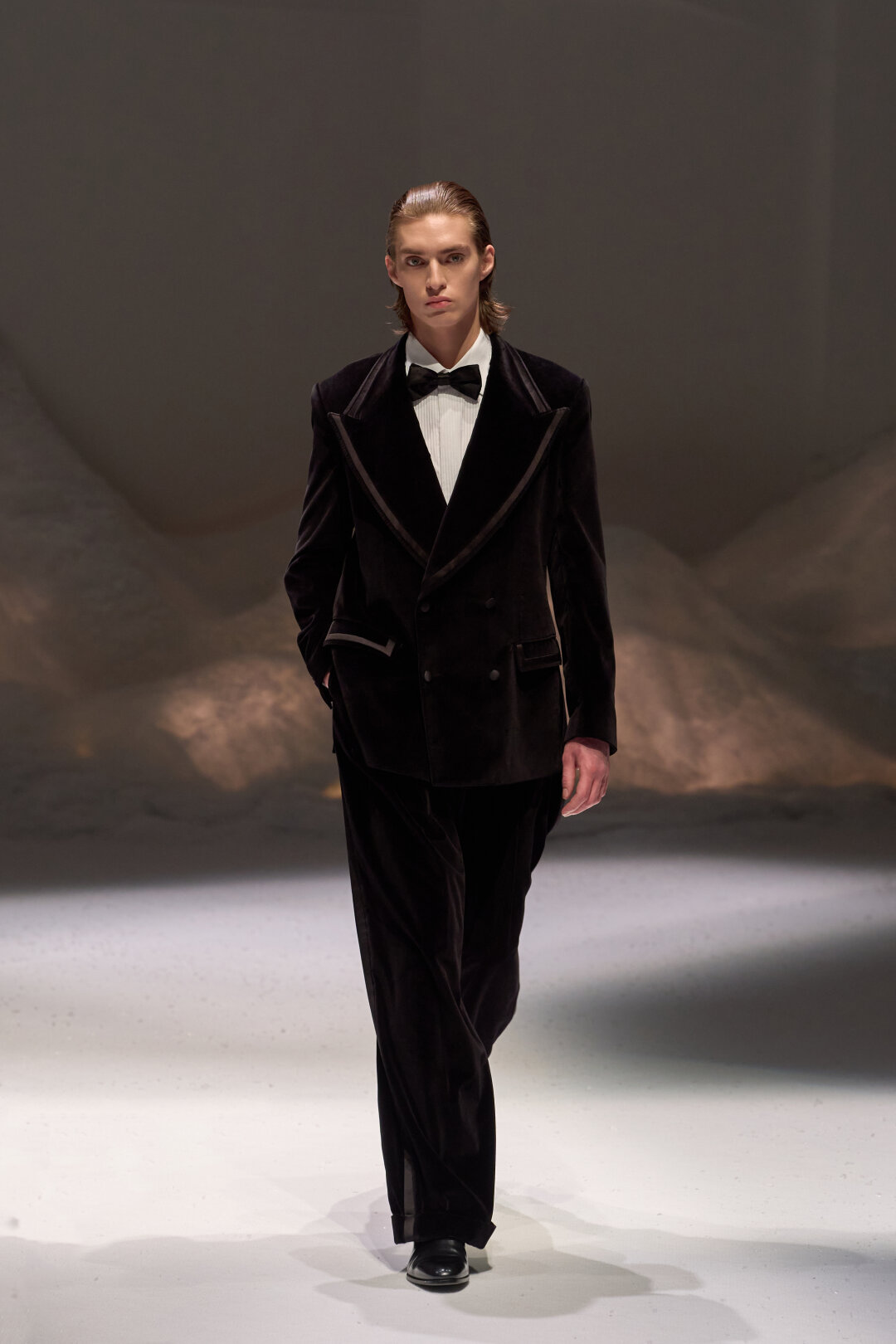 Без праздничного денди-смокинга никуда (тем более на фэшн-елку!)